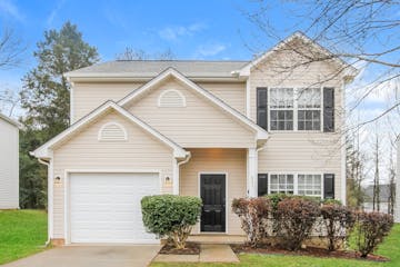 807 Swearngan Ridge Ct Charlotte, NC 28216